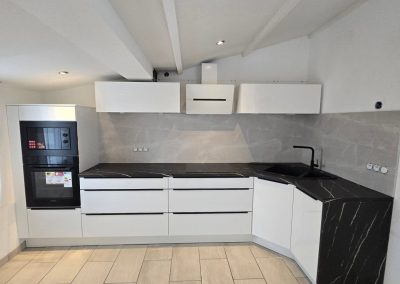 Réalisation cuisine façade blanc alpin